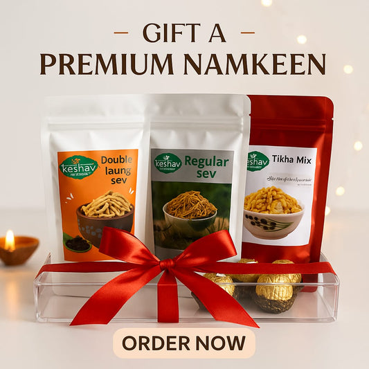 Keshav Ratlami Namkeen Premium Gift Box | 3 Assorted Ratlami Double Laung, Regular Sev, Tikha Mix Snacks & Ferrero Rocher